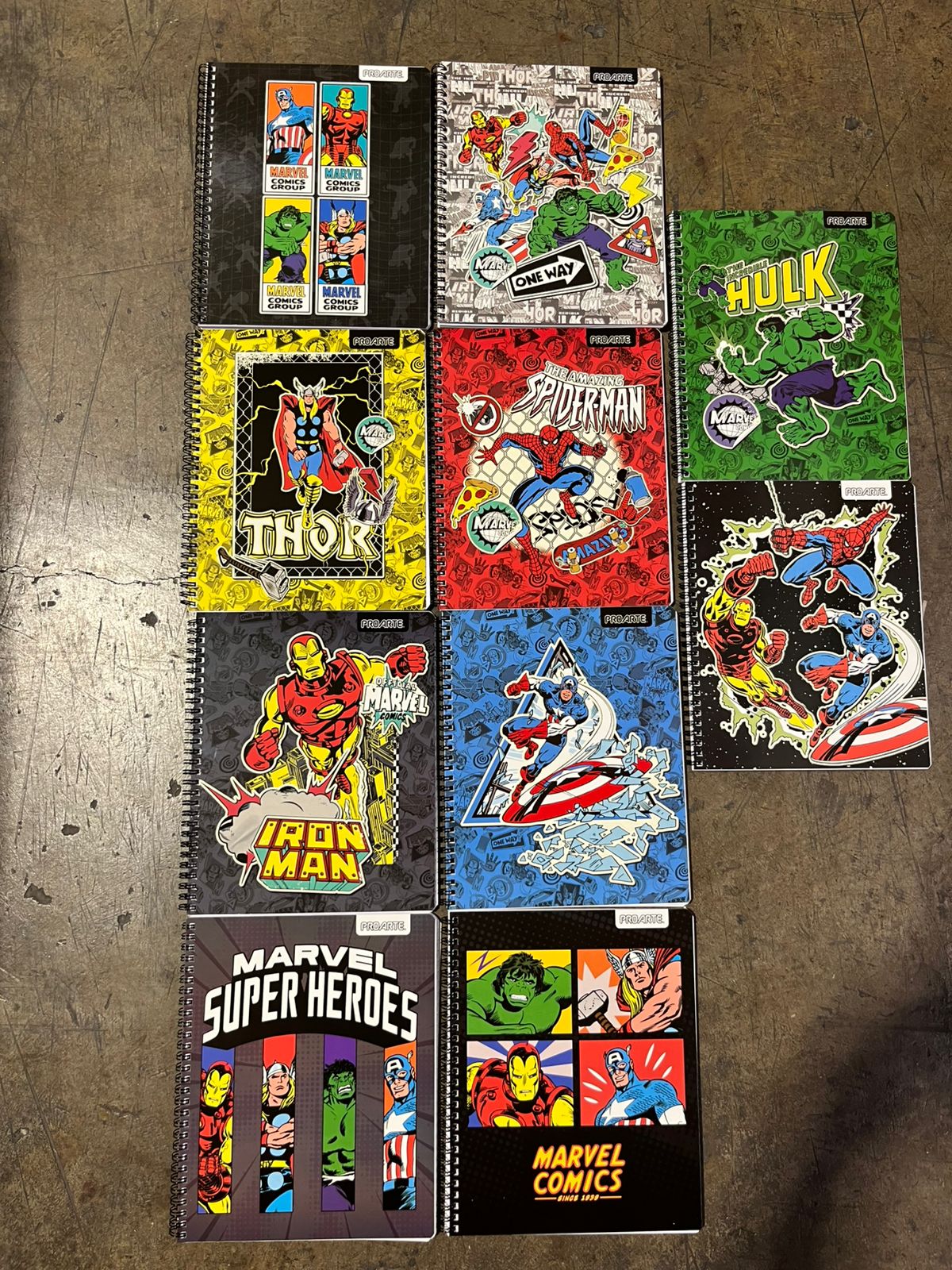 Pack 10 Cuaderno Universitario Proarte 100h 7mm Marvel superheroes